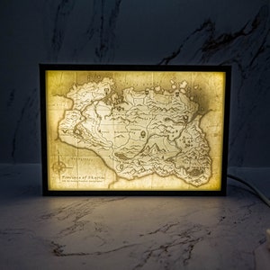 Karte von Skyrim | 3D beleuchtete Schattenbox | Videospiel Kunst Dekor Elder Schriftrollen Skyrim Kunst Geschenk | Für Schlafzimmer Kinderzimmer Wohnzimmer Spielzimmer