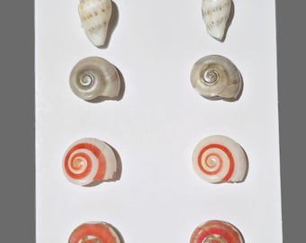 Mini orecchini a bottone con conchiglia – Gioielli artigianali in conchiglia naturale con decorazioni costiere oceaniche