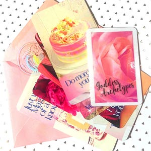 Mystery Oracle Card Envelope: Intuitive Guidance, Journaling Prompts