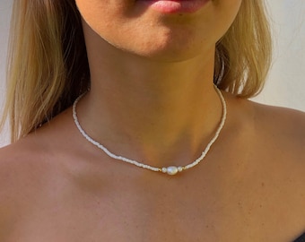Handmade Beaded Pearl Necklace