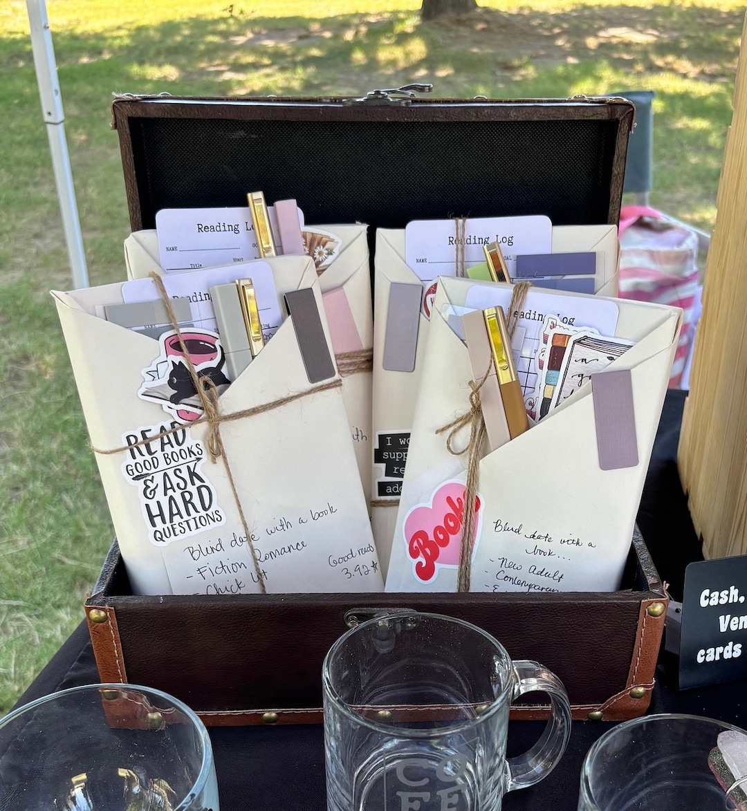 Blind Date With A Book, Gift for Book Lover, Mystery Book, Surprise ...
