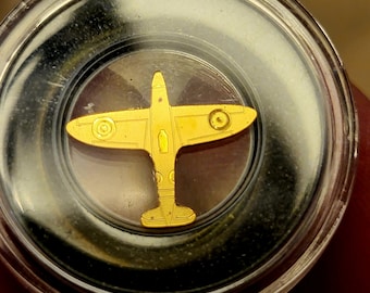 Palau 1 dollar 1/2 gram Gold Airplane Shaped Specimen in Capsule