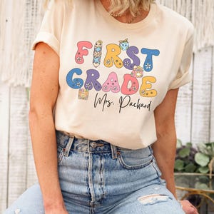 First Grade Teacher T-shirt, 1st Grade Teacher Shirt, First Grade Teacher, 1st Grade Teacher Shirt, Back to School Shirt, Custom First Grade