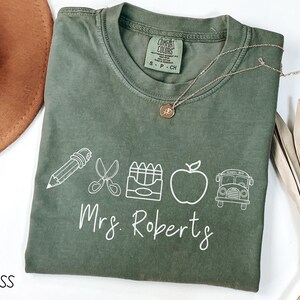 Custom Teacher Shirt, Comfort Colors Teacher Tee, Personalized Teacher Gift, Teacher Appreciation, Back to School, New Teacher Gift, Teacher