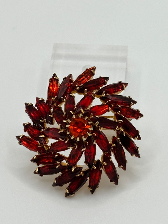 Wildfire Fashion Christmas Tree Pin with Red Clear and Green Crystals Goldtone Wildfire Fashion Christmas Tree Pin with Red Clear and Green Crystals Goldtone
