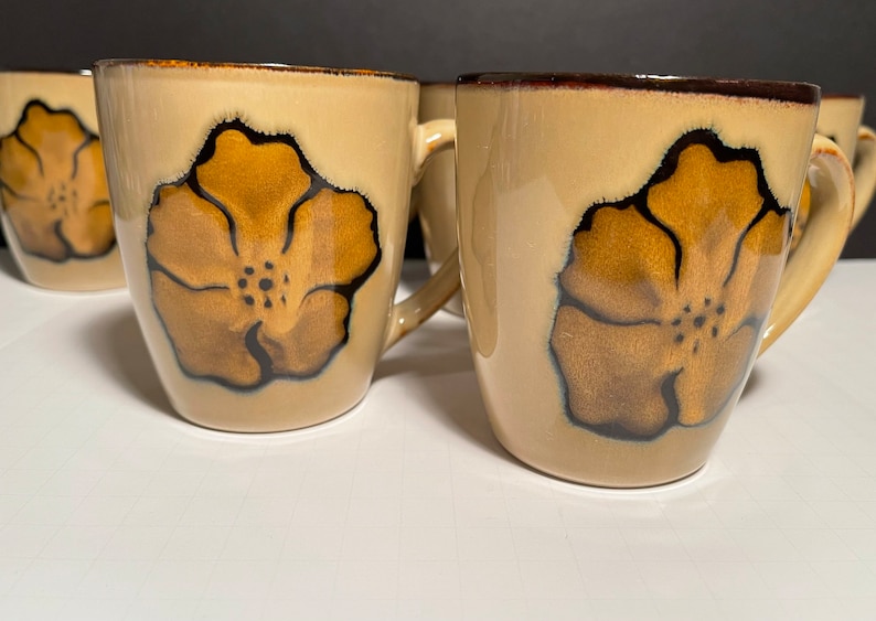 Pfaltzgraff Painted Poppies Mugs - Thumbnail 3