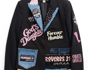 Chaqueta chatarra con escrituras