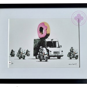 BANKSY - Donuts - lithograph CERTIFICATE Original M Arts Edition Signed Numbered 150 Framed (Banksy Art, wall, lithograph obey no invader)