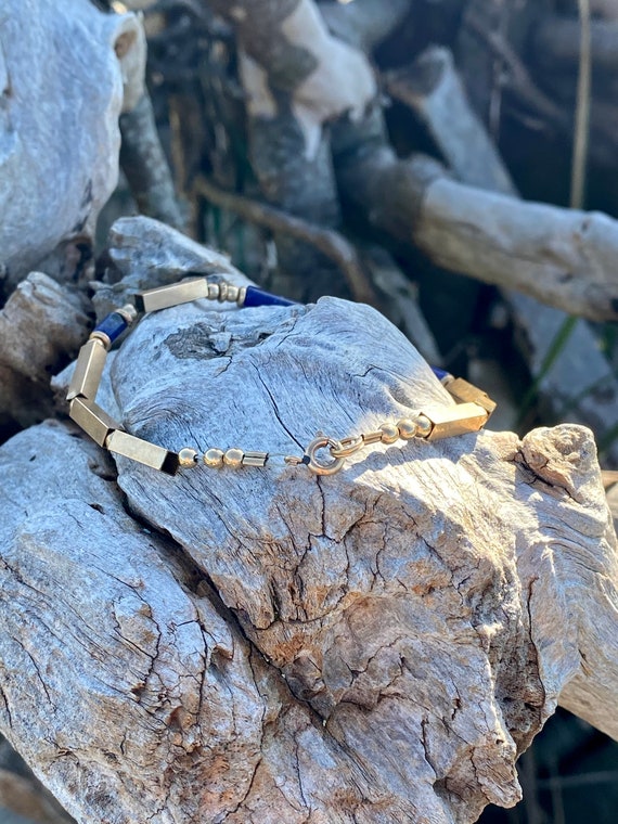 Vintage lapis lazuli and gold tone beaded bracelet - image 7