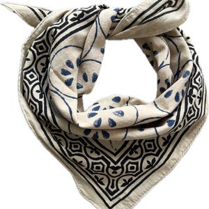 Balenciaga Bb Icon Printed Scarf in White | Lyst