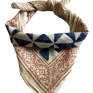 Bandana Schal Handgefertigte Hand Block Print Bandana in Creme, Kürbis und Stahl - Handgemachte Bio Baumwolle Bandana