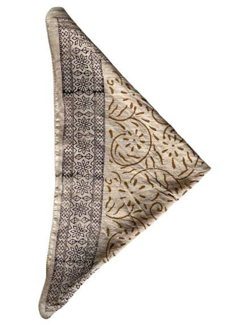 Organic Cotton Bandana Moselle, Bandana Scarf, Paisley Design Scarf, Vibrant Color, High-Quality, Winter Scarf, Unique Design zdjęcie 3