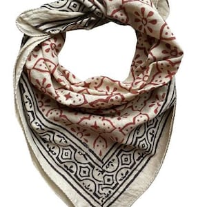 Organic Cotton Bandana Moselle, Bandana Scarf, Paisley Design Scarf, Vibrant Color, High-Quality, Winter Scarf, Unique Design