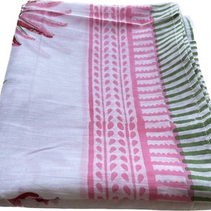 Stylish Cotton Sarong Beach Wrap: Versatile and Trendy Cover-Up for Beach Lovers