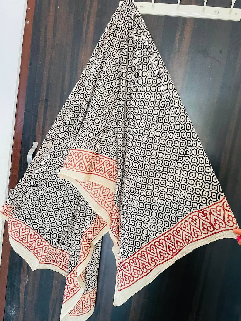 Sciarpe Alla Moda: Le Collezioni | Faliero Sarti | Pagina 30 - Foto 8