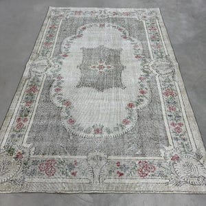Vintage Rug, Turkish Rug, 6x8 Large Rug, Oushak Rug, Rugs For Bedroom, 5.5x8.5 ft Beige Rug, Vintage Turkish Rug, Large Antique Rug,