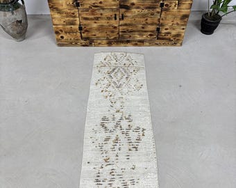 Vintage 1.8x5.4 ft Runner Rug, Turkish Rug, White Patchwork Rug