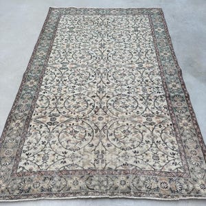 Vintage Rug, Turkish Rug, 6x9 Large Rug, Antique Rugs, Rugs For Dining Room, 5.6x8.9 ft Beige Rug, Vintage Wool Rug, Large Oushak Rug