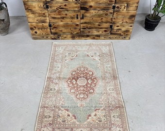 Vintage Turkish Rug 2.8x4.7 ft (86x143 cm), Pink Check Wool Rug