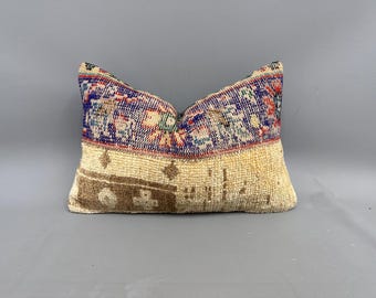 Gift Pillow, Kilim Pillow, 16x24 Handmade Kilim Cushion, Boho Pillow, Beige Cushion, Rectangular Pillow, Patchwork Pillow, Carpet Pillow,