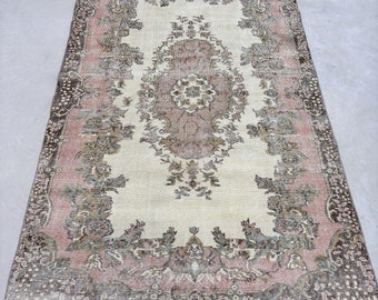 Vintage Rug, Turkish Rug, Large Rug, Antique Rugs, Rugs For Dining Room, 5.6x8.8 ft Pink Rug, Wool Rugs, Large Turkish Rug,