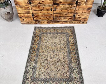 Turkish Vintage Rug, Oversize 2.9x4.3 ft (88x130 cm) Rug, Yellow Ombré Wool Rug