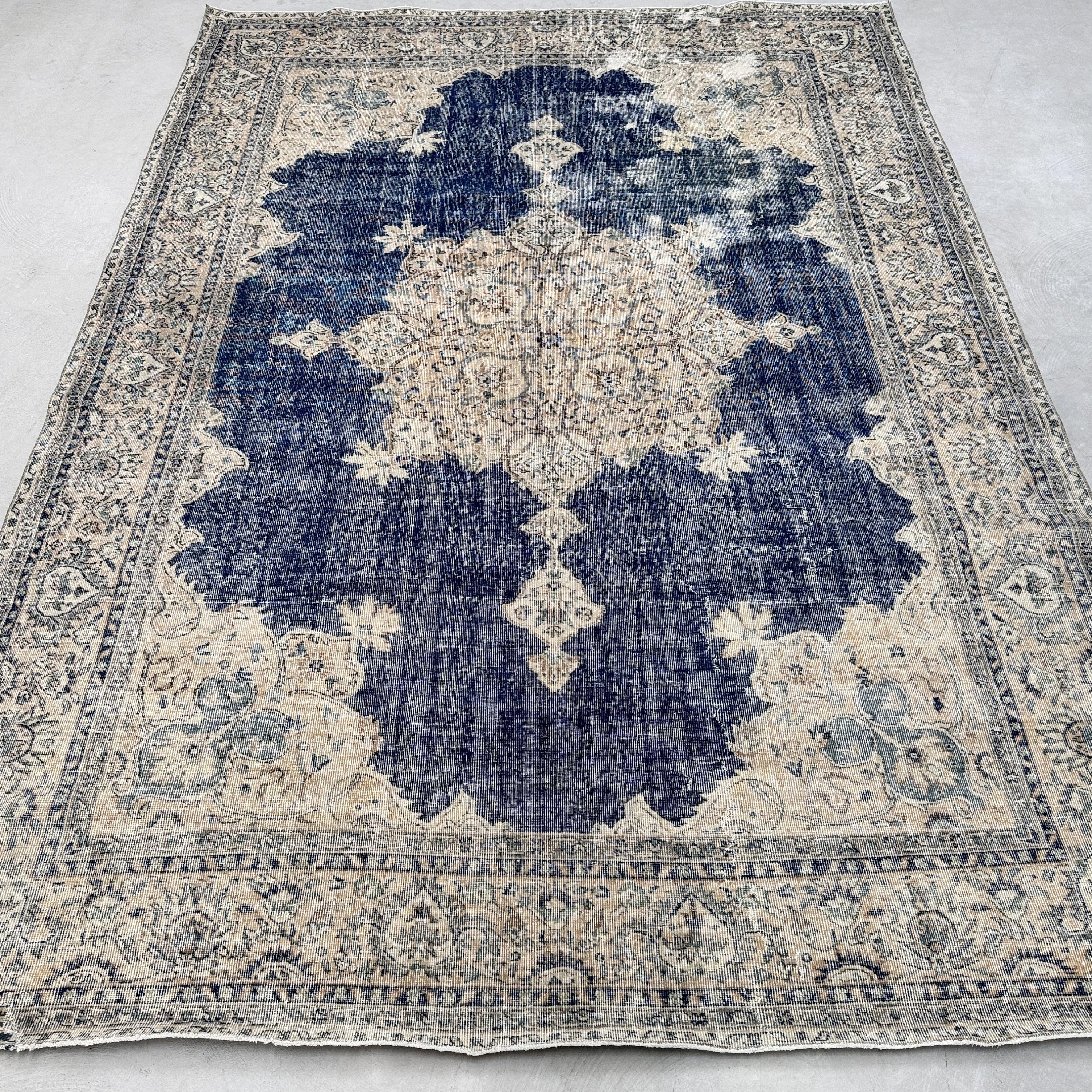 Turkish Rug Oversize Vintage Antique Rugs for Floor 7.7x11.2 Ft