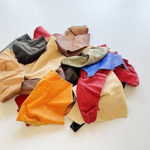 Ritagli di vera pelle, resti di pelle, pezzi di pelle, artigianato di ritagli di pelle, ritagli di pelle morbida, materiale fai da te, ritagli di pelle di mucca
