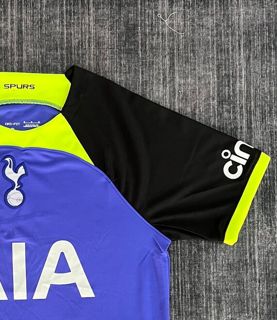 Tottenham Away jersey 22/23