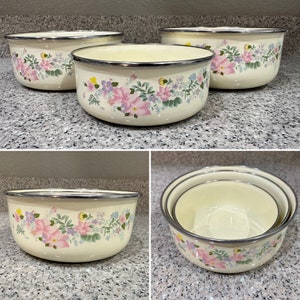 Vintage Enamel Nesting Bowls