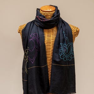 Handmade Pashmina Stole, Everyday Scarf, Gift for her, Pure Wool Shawl, Lotus Motifs, Anniversary Gift, Cashmere Wrap