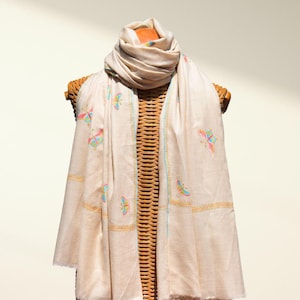 Hand-Embroidered Kashmiri Pashmina Shawl: Ivory Wool Butterfly Scarf