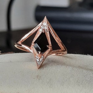 Kite Shaped Vintage Black Onyx Engagement Ring- 14K Rose Gold Vermeil Antique Wedding Art Deco Ring For Women Anniversary Gift fo Her