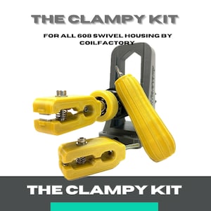 Könnte beinhalten: Das Clampy Kit für alle 608-Schwenkgehäuse von Coilfactory. Das Kit enthält drei gelbe Klemmen und einen gelben Schraubendreher.