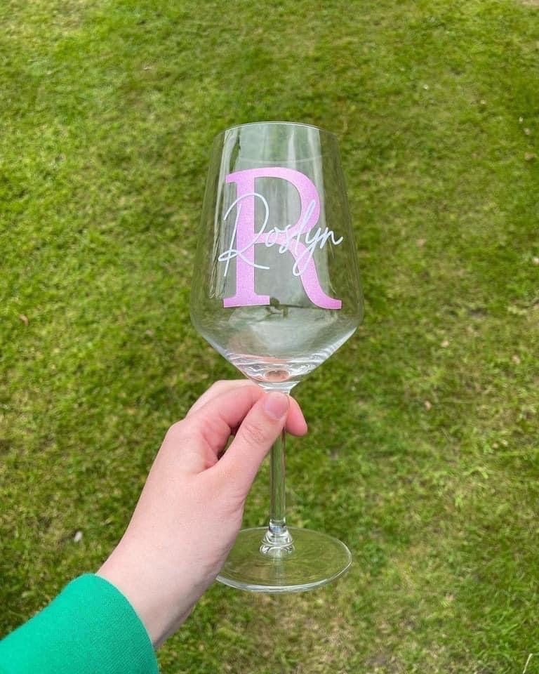 Personalised Wine Glasses Personalised Gift Birthday Christmas Mothers
