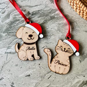 Personalised Cat & Dog Christmas Ornament – Custom Pet Name Bauble, Wooden Pet Decoration, Pet Memorial Gift, Custom Pet Ornament, Xmas Tree