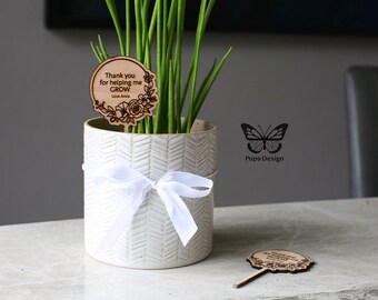 Personalised Wooden Plant Sign, Teacher Gift, End Of Term Teachers Gift, Plant Topper, Plant Sign, Thank You For Helping Me Grow