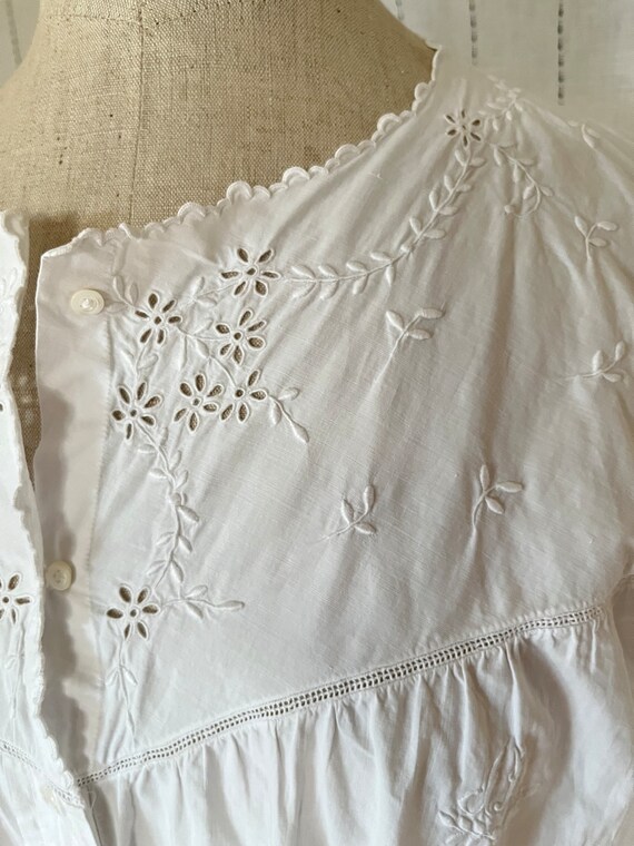 Antique Victorian Edwardian white embroidered cot… - image 6