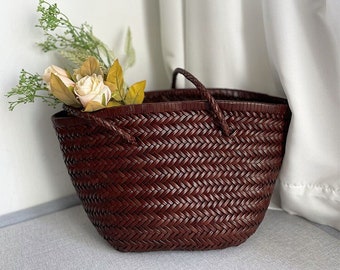 Pure handmade leather woven bucket bag