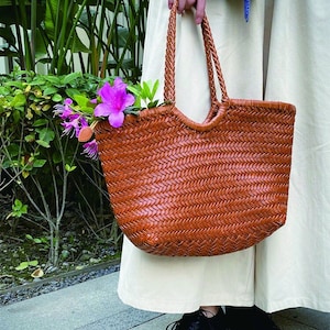 SITING Handwoven Leather Vegetable Basket Bag image 1
