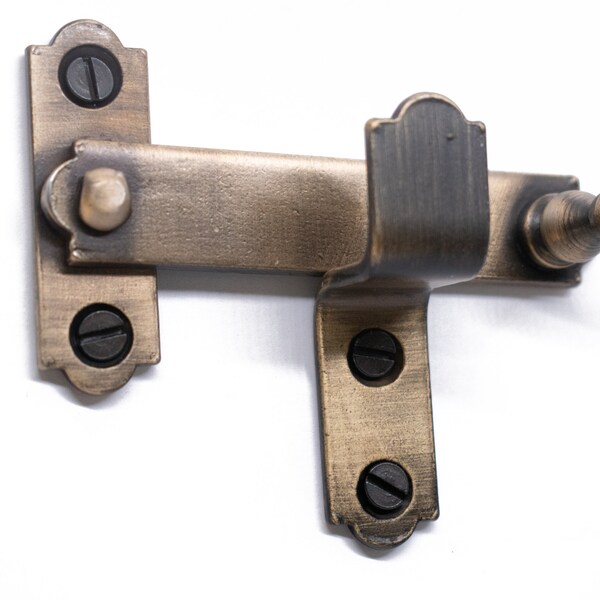 Swing door latch. Hand forged lock in solid iron with a brass finish. 8cm (3")