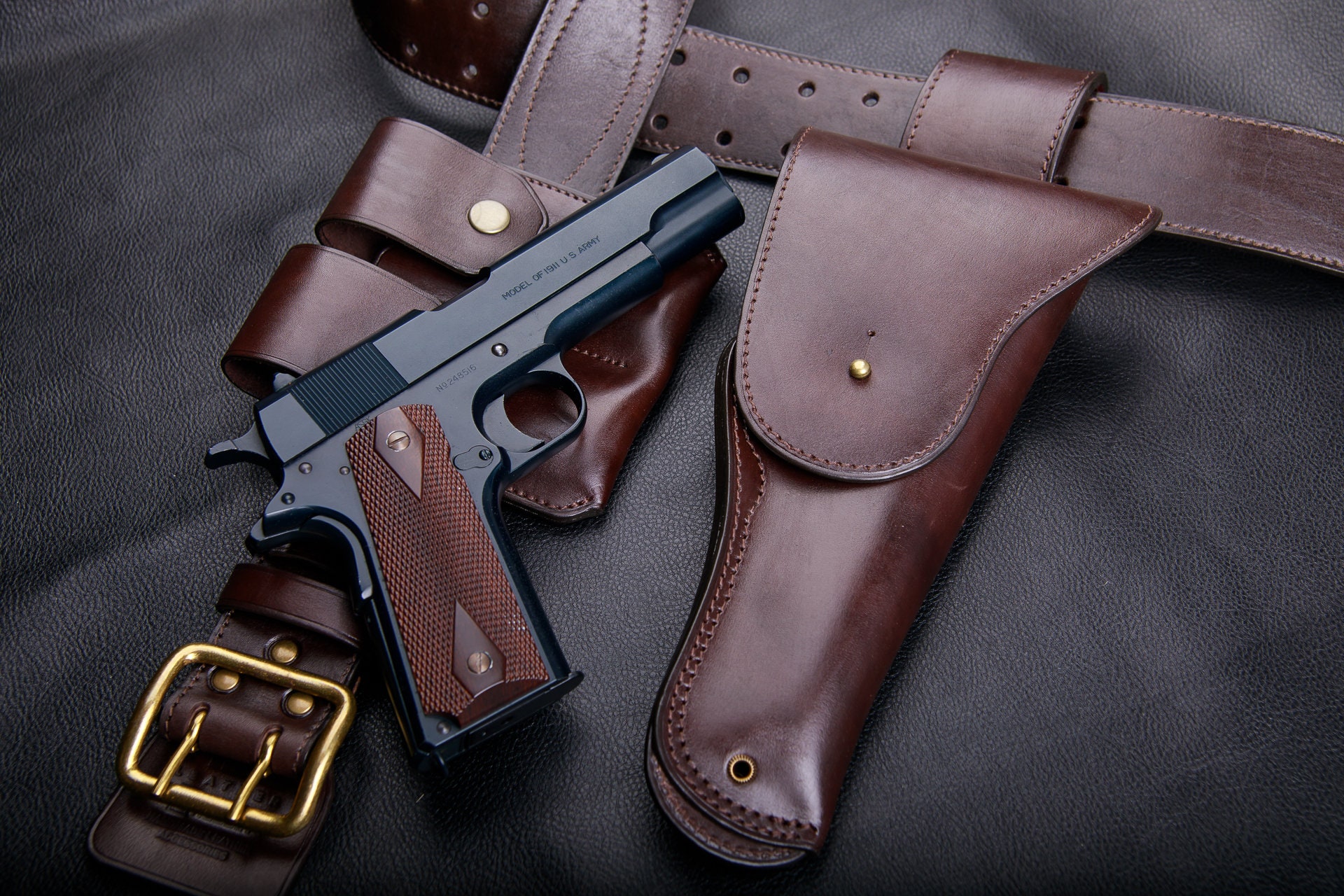 Colt 1911 Custom Made Leather Holster | Vintage Look | Unique Design | Retro Style High Quality