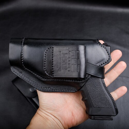 Glock 17 Custom Made Leather Holster | Vintage Look | shops Unique Design | Retro Style