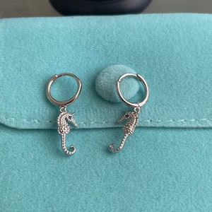 Seahorse S925 sterling silver earring, sterling silver jewellery, fish earring, seahorse earrings, gift for her