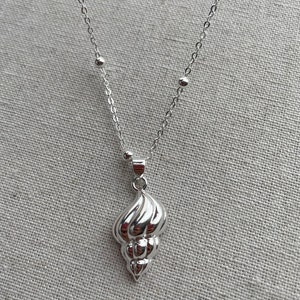 Sterling silver Conch necklace, sea shell necklace, conch shell necklace, sterling silver necklace