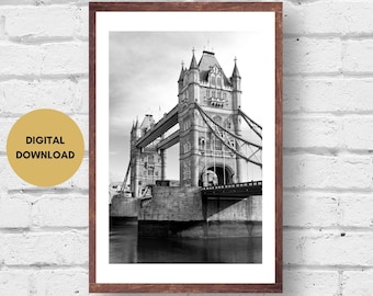 Tower Bridge Photo Print, Digital Download, London Tower Bridge Print, London Art Photography, Black and White, London Poster, Travel Print