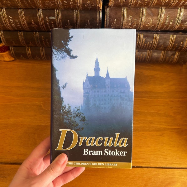 Dracula by Bram Stoker Hardback Book, The Children's Golden Library Num 14, Gift for Book Lovers, Vampires Book, Classic English Literature