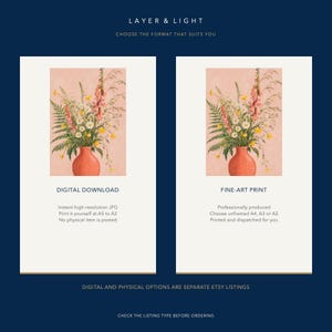 Peut inclure: Un graphique de pr&eacute;sentation intitul&eacute; LAYER & LIGHT proposant deux options : un t&eacute;l&eacute;chargement num&eacute;rique et une impression d'art. Les deux montrent une peinture de bouquet de fleurs sauvages dans un vase corail sur fond p&ecirc;che. Texte incluant les formats A5 &agrave; A2.