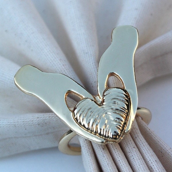 Metal Heart Napkin Ring, Gold Napkin Ring, Silver Napkin Ring, Wedding Decor, Dining Decor, Modern Napkin Ring, Heart in Hand Napkin Ring