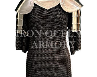 Handcrafted Medieval Chainmail Hauberk/Lady Knight Shoulder Armor Set/Larp Armor/Cosplay & Reenactment Costume